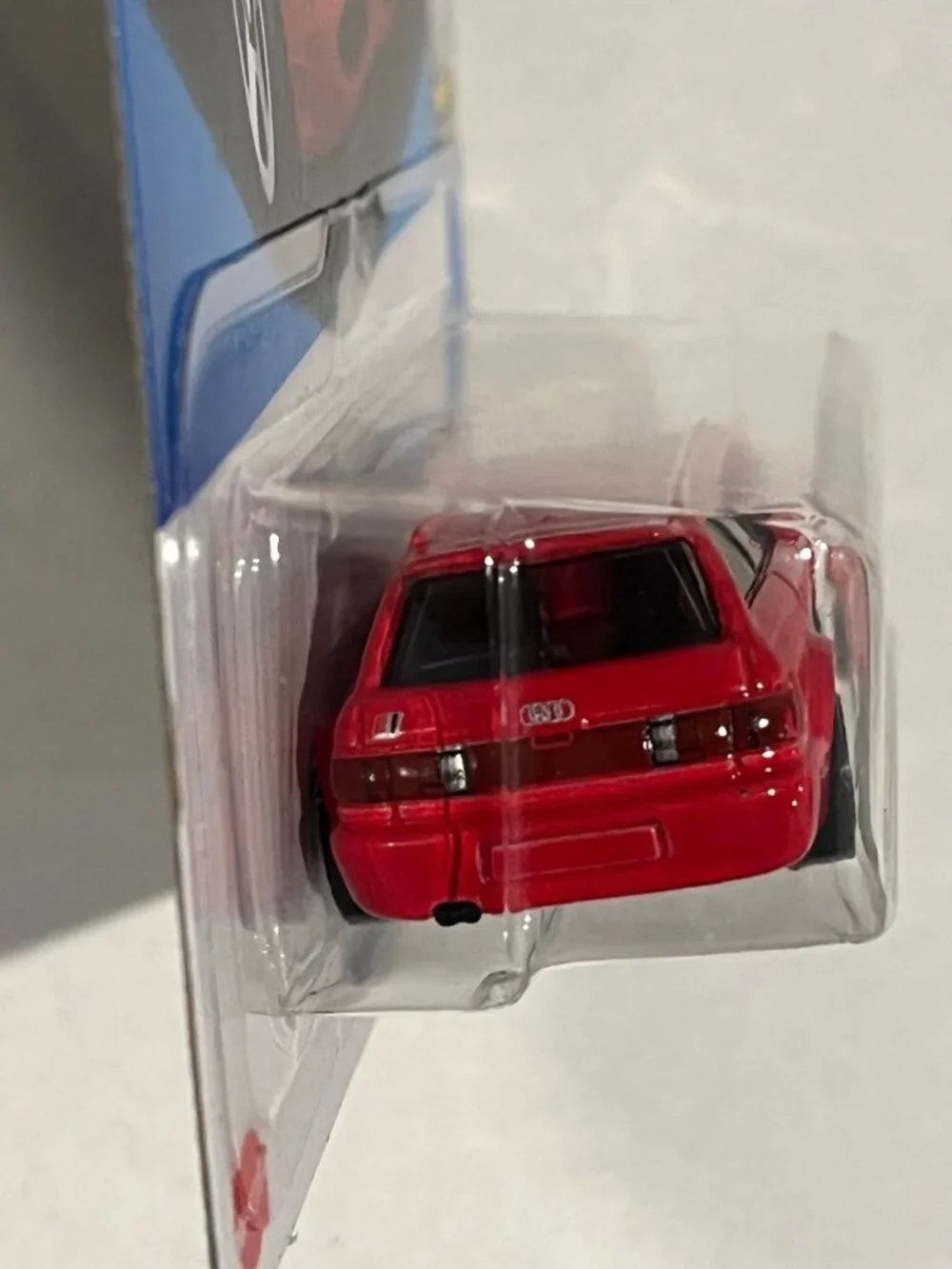 Hot Wheels '94 Audi Avant RS2 Factory Fresh 133/250 9/10 Red Wagon NOC